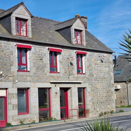 Maison Tournebride Panzió Meillac Kültér fotó